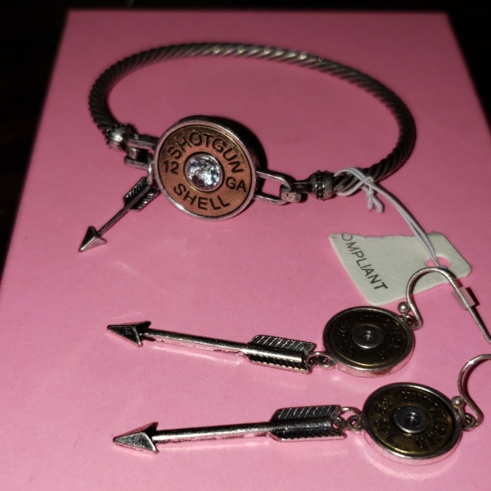 Listing for @ECLECTICGINGER